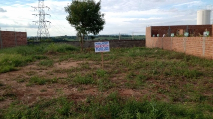 Fachada do condomínio Colinas do Piracicaba