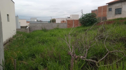 Fachada do condomínio Colinas do Piracicaba