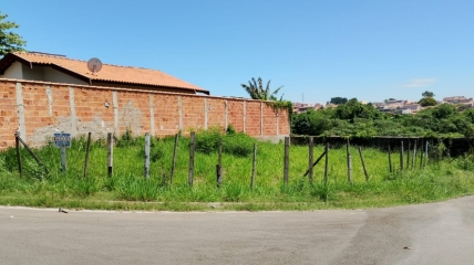 Fachada do condomínio Colinas do Piracicaba