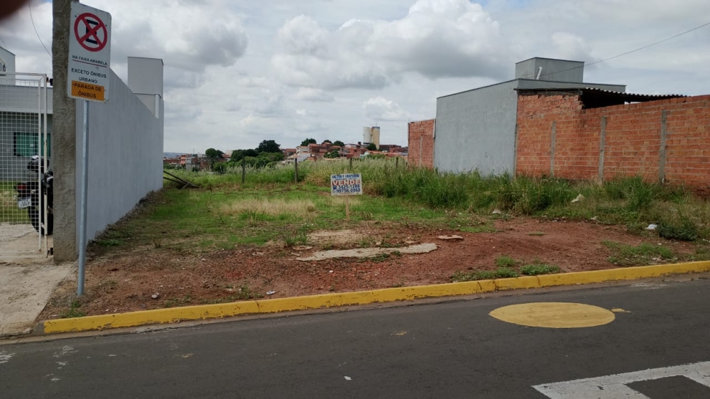 Fachada do condomínio Colinas do Piracicaba